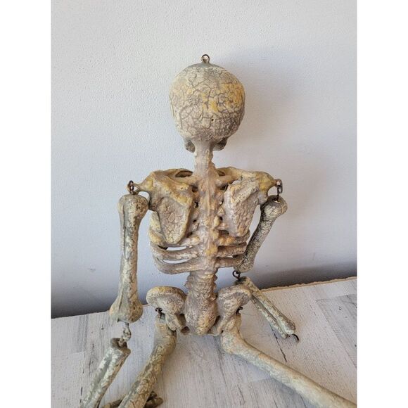 Rustic Skull black bleeding face hanging Halloween scary pop decor jointed - Picture 14 of 16